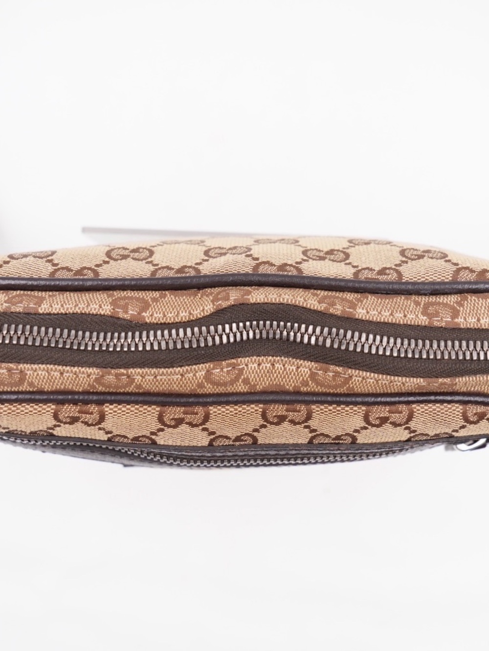 Gucci Brown Monogram Messenger Bag with Dark Brown Trim - Picture 5 of 11